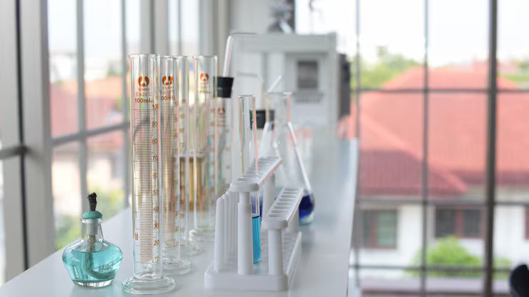 Top 5 Laboratory Instruments That Every Modern Lab Should Have (2025 Guide)